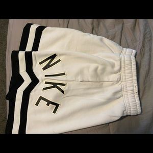 Men’s nike shorts